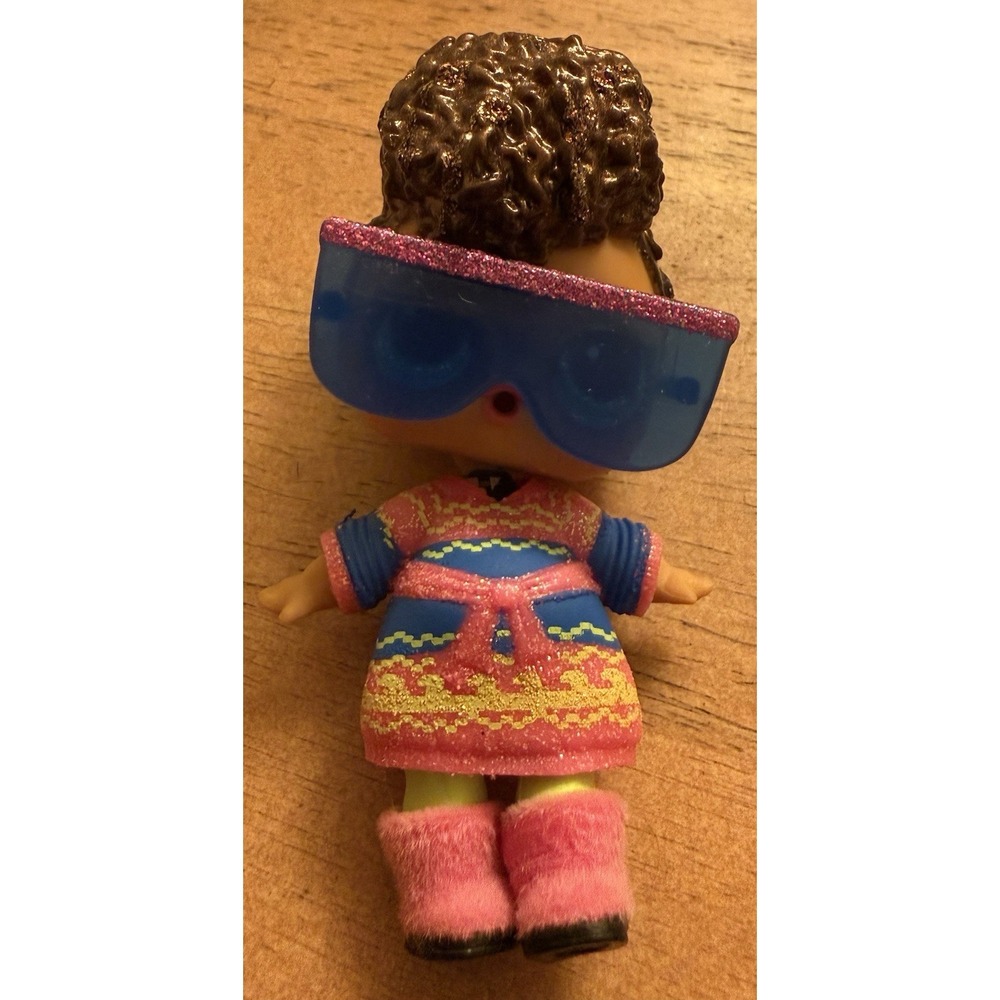 LOL Surprise Doll RIP TIDE Winter Chill Present Surprise Series Big Sis‎ SISTER